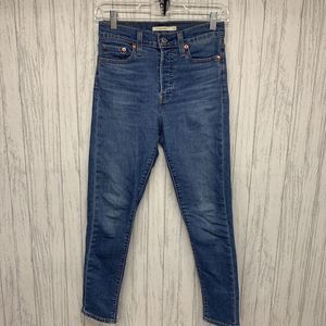 Womens Size 26 Levi’s Wedgie Skinny Jeans EUC